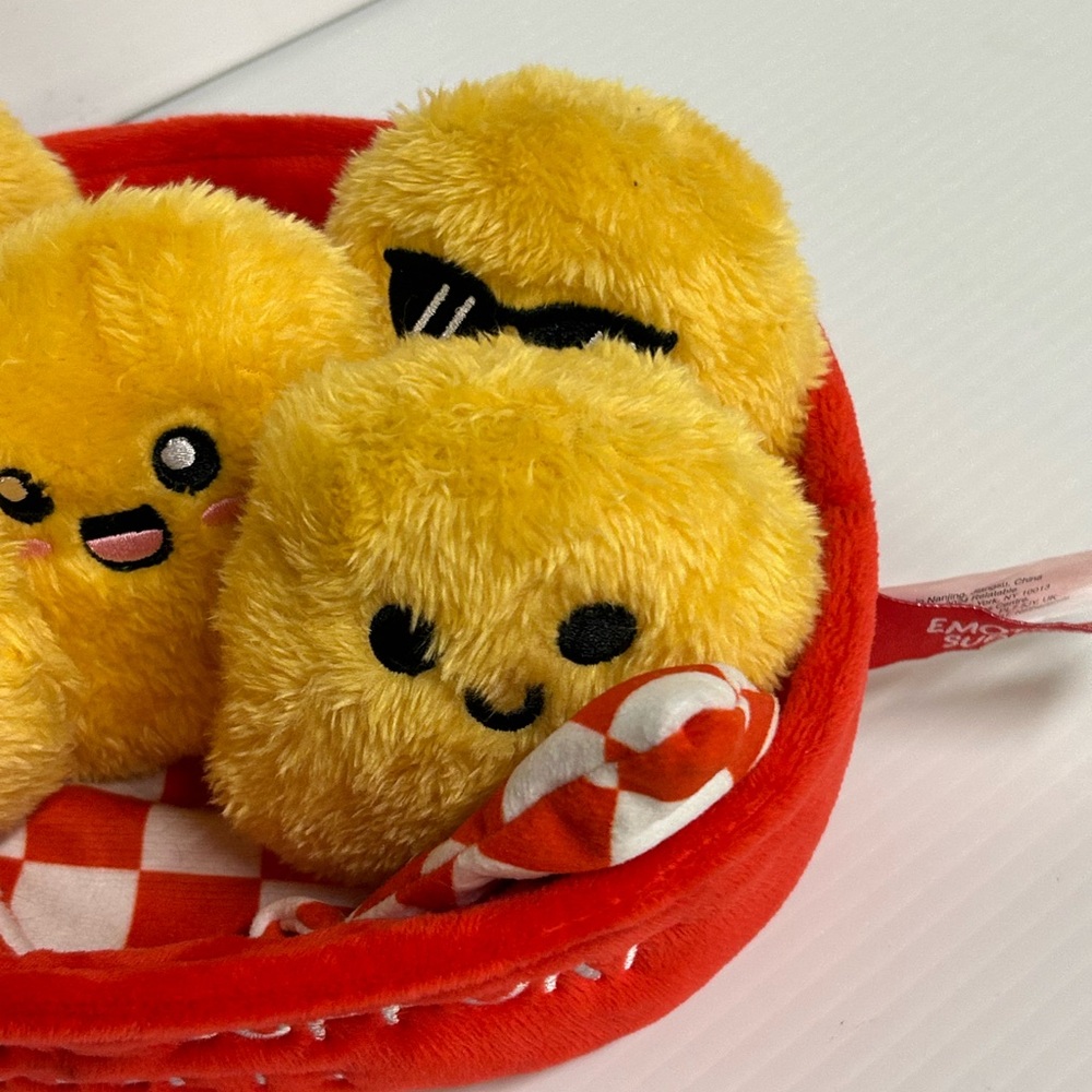 Emotional Support Chicken Nuggets 5 Piece In Basket Plush - Picture 4 of 6